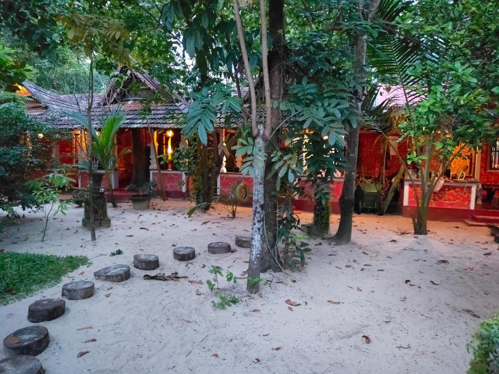 Abba Marari Beach Villas & Homestay Mararikulam Alappuzha Pokój zdjęcie